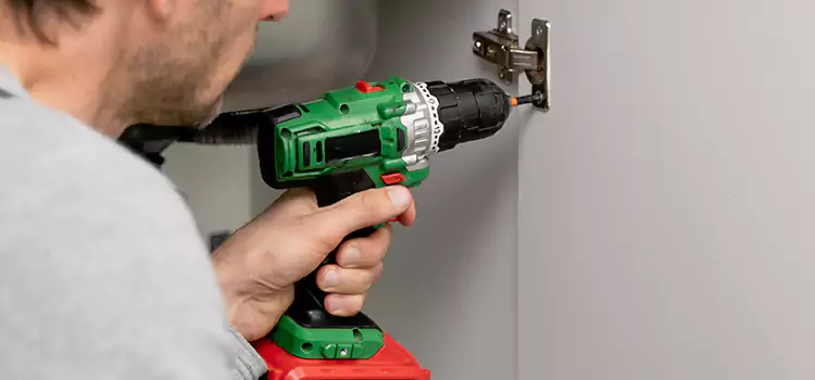 Commercial Door Hinge Repair Warwick