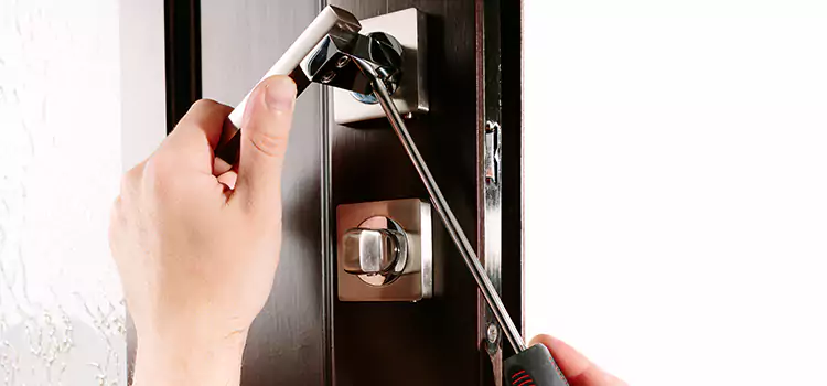 Door Lock Replacement Service Warwick